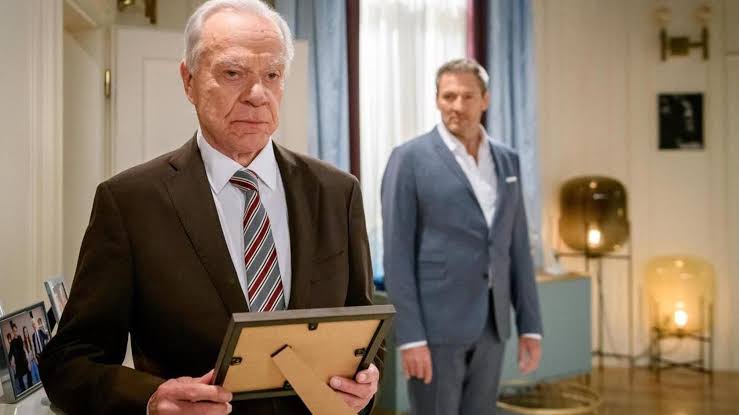 Sturm der Liebe“: Werner gerät durch Roberts Auswanderung in finanzielle  Notlagen