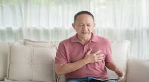 Selain tanda awal dari penyakit jantung, cegukan yang terlalu lama juga bisa menjadi indikasi dari penyakit ginjal, stres, pneumonia, dan namun saat cegukan terjadi terlalu sering, maka kamu patut waspada. Harus Tahu 10 Tanda Awal Serangan Jantung