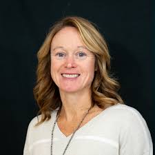 Cara Powell's Instagram, Twitter & Facebook