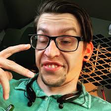 Colin Coffield (@smokehdabur) • Instagram photos and videos