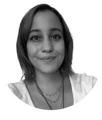 Sara Woltz's Instagram, Twitter & Facebook