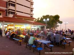 Mee goreng sotong wajib dicuba. Penang Esplanade Padang Kota Lama
