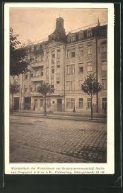 Ak Berlin Lichtenberg Mittelgebaude Der Wohnhauser Der Konsumgesellschaft Berlin Rittergutstrasse 22 26 Berlin Berlin Haus Berlin Wohnen