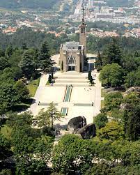 Ó maria santíssima, senhora da penha, em cujas mãos deus depositou is tesouros das suas graças e favores. Santuario Da Penha Penha Guimaraes