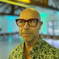 100+ profils pour “Rys”