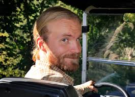 Nesøya, Økonomi og næringsliv