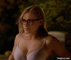 Olivia Taylor Dudley Nude And Sexy Boobs Pics - TNApics • Nodo Leaks