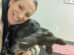 Would some of you be so kind and place my best friend next to me and the  bear please? Thank you so much in advance 😊