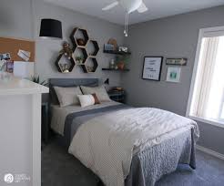 Bedroom Ideas For Young Men Decorating For Boy Bedrooms Grey Bedroom Ideas Todayscreativelif Bedroom In 2020 Young Mans Bedroom Simple Bedroom Mens Bedroom