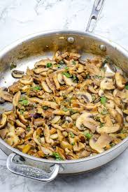 Combine the pasta with mushrooms, spinach and pumpkin puree. Vegan Pumpkin Pasta Sauce Healthy Midwestern Girl