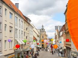 Последние твиты от sv sandhausen 1916 e.v. Landau Landauistbunt Sudpfalzmetropole Schmuckt Ihre Innenstadt Mit Farbenfrohen Lampions Fur Die Sommermonate Maimarkt Findet To Go Statt Stadtspitze Hofft Auf Prasenz Herbstmarkt Metropolregion Rhein Neckar News Events