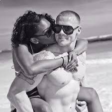 Black And White Man And Woman Photography Interracial Kissing On Instagram The Best And Largest Black Women White Men Dating Site For Black Women See Black Woman White Man Interracial Couples Couples