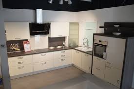Ich meine dies in bezug auf service, qualität, aufbau, lieferzeiten, einhaltung von zusagen usw. Nobilia Musterkuche Moderne Kuche In Magnolia Ausstellungskuche In Datteln Von Brauckhoff Kuchen Datteln