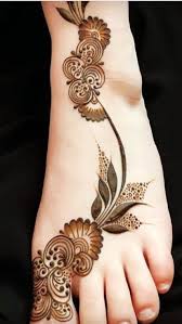 Pin By Kake On Henna Henna Tattoo Designs Modern Mehndi Designs Legs Mehndi Design