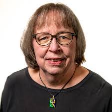 Mary Janzen's Instagram, Twitter & Facebook