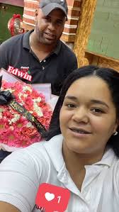 Para los que no nos conocen,nos presentamos nuevamente somos Laura nivar y  Edwin Vargas CEO de este hermoso proyecto y dueño de esta marca., En  @Floristería Edwin 🌹💐,nos apasiona la belleza natural y ...