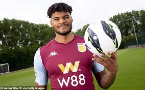 Chef ming tsai is getting into the supermarket game. Aston Villa Ass Tyrone Mings Sagt Stars Wurden Verlassen Mit Wenig Wahl Uber Projekt Neu Starten Aktuelle Boulevard Nachrichten Und Fotogalerien Zu Stars Sternchen