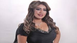 بسمه الكويتية حقيرة تبحث عن العري والتحرر الذي يؤدي الى الرذيلة أين عائلتها؟ المفروض من حكومة الكويت تسحب جنسيتها وتطردها من الكويت لأنها لا تشرف الكويت حكومة وشعباَ. Gnmawb0acx9vzm