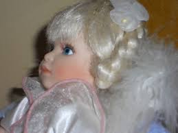 GEPPEDDO MINI ANGEL TESSA wings blond hair blue eyes posable porcelain  doll-RARE