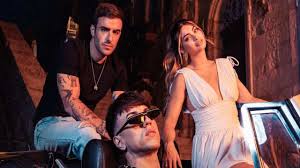 Emma marrone, conosciuta anche come emma, pseudonimo di emmanuela marrone (firenze, 25 maggio 1984), è una cantante e attrice italiana. Emma Muscat Meglio Di Sera Testo E Videoclip Ufficiale