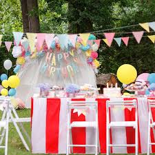 Enjoy the candid and adorable carnival themed photos at your party! Buy Elcoho Carnival Circus Table Skirt Carnival Theme Party Decorations Red And White Striped Table Skirt For Birthday Party Supplies Online In Turkey B091xzlslc