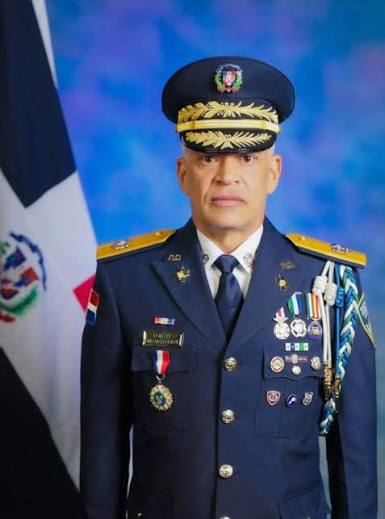 Designan a Ernesto Rodríguez García, como nuevo director de la policía  nacional.