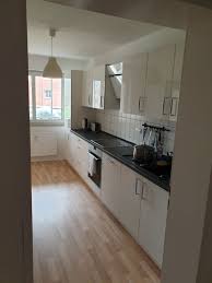 Helle wohnung liegt im dg eines hauses mit nur 8 einheiten; 3 Zimmer Wohnung Zu Vermieten Zum Engelshof 25b 50996 Koln Rodenkirchen Mapio Net