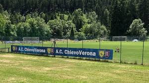 A great selection of clothing. Calcio Il Chievo Verona In Arrivo A Pieve Di Cadore