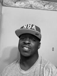 Nobody down to hit the gym, try a workout class, line dance, or even go for  a hike?! All y'all wanna do is club, drink, eat, & repeat 🔁🙄😂