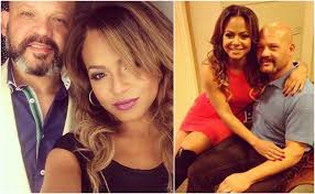 Christina milian et matt pokora restaient assez discrets, en prenant soin de ne jamais montrer le visage de leur fils, isaiah, né le 20 janvier dernier. Meet The Fun Family Of Singer And Actress Christina Milian