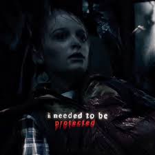 and the only one who cared was joyce #onthisday #joycebyers #willbyers  #noahschnapp #lonniebyers #strangerthings #stluvbot