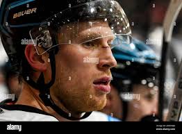 Memmingen, Deutschland. 07th Jan, 2024. 07.01.2024, Eissporthalle am  Huehnerberg, Memmingen, GER, Oberliga S?d, ECDC Memmingen Indians vs  Bayreuth Tigers, im Bild Brett Sch?fer/Schaefer (Bayreuth, #27) Foto ?  nordphoto GmbH/Hafner Credit: dpa/Alamy Live