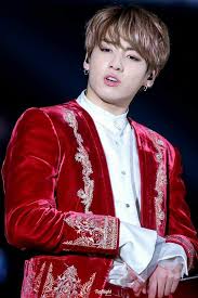 So, the original clip of his apparent disappearing instantly was probably just due to a poor connection resulting in lagging. Jungkook In Red White Black Army S Amino