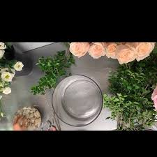 Wedding florists create beautiful arrangements to set the mood for your big day. Scotts Flowers Nyc Home Facebook
