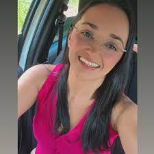 Oiee me chama no Instagram não te achei