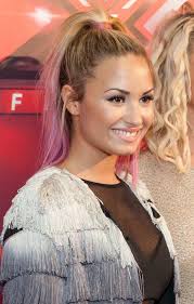 Updated june 18, 2012 02:00 pm. Demi Lovato Hair Moda Style Blog