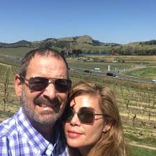 Ngọc Anh 3A viên mãn khi tái hôn với chồng Tây