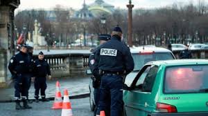 Les camions ne gagnent rien à ne pas rouler en convoi, surtout si on leur crée de temps en temps des zones de. Le Grand Paris Repousse A Juin 2021 L Interdiction De Circuler Pour Les Diesels De Plus De 15 Ans