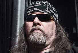 CANNIBAL CORPSE's ROB BARRETT: Why I Stopped Headbanging During Live Shows 