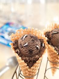 Baskin Robbins Chocolate Oreo Ice Cream To Die For Food Yummy Ice Cream Ice Cream