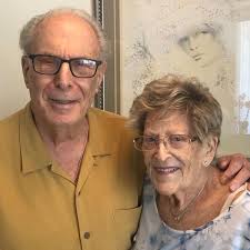 Londons celebrate 65th wedding anniversary