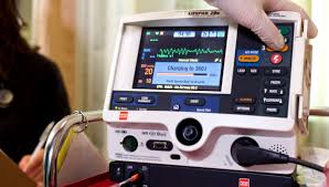 The lifepak 20e series monitor/defibrillator devices sends an electric shock to the chest through the heart to cardiac arrest victims in order to regularize heartbeat. Lifepak 20e Defibrillator And Monitor Stryker