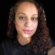 Marilyn Claudio's Instagram, Twitter & Facebook