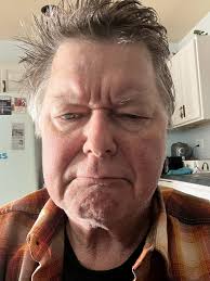 Up-and-coming Barrie singer/songwriter seeking advice