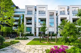 Das bad ist mit badewanne, waschbecken, wc und waschmaschinenanschluss ausgestattet. Typologie Fur Wohnungen Parbuilding