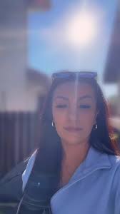 Happy Friday to all you beautiful people 😘😘😘 #fridayvibes #staybeautiful  #peaceovereverything #momsover30