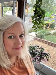 Thanksgiving cactus blooming in South Alabama