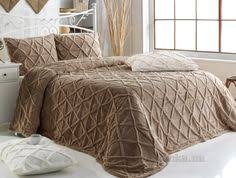 Irya Saten Kapitoneli Yatak Ortusu Cift Kisilik Line Bej