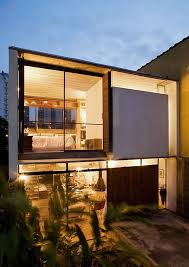 A Typical Brazilian House By Apiacas Architects Architecture Modern Architecture House Exterior
