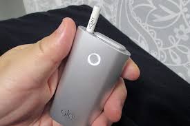 Glo グロー は アイコス の欠点を解消できる 第3の加熱式タバコをいち早く体験した 価格 Comマガジン